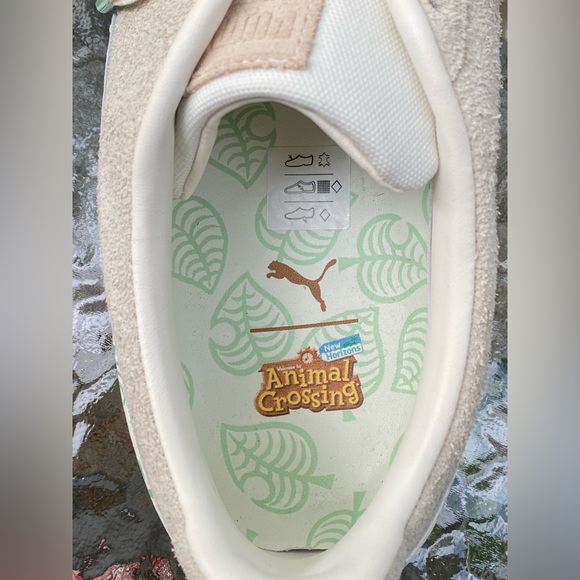 Animal Crossing Puma Suede Tan Sneakers - Picture 7 of 16